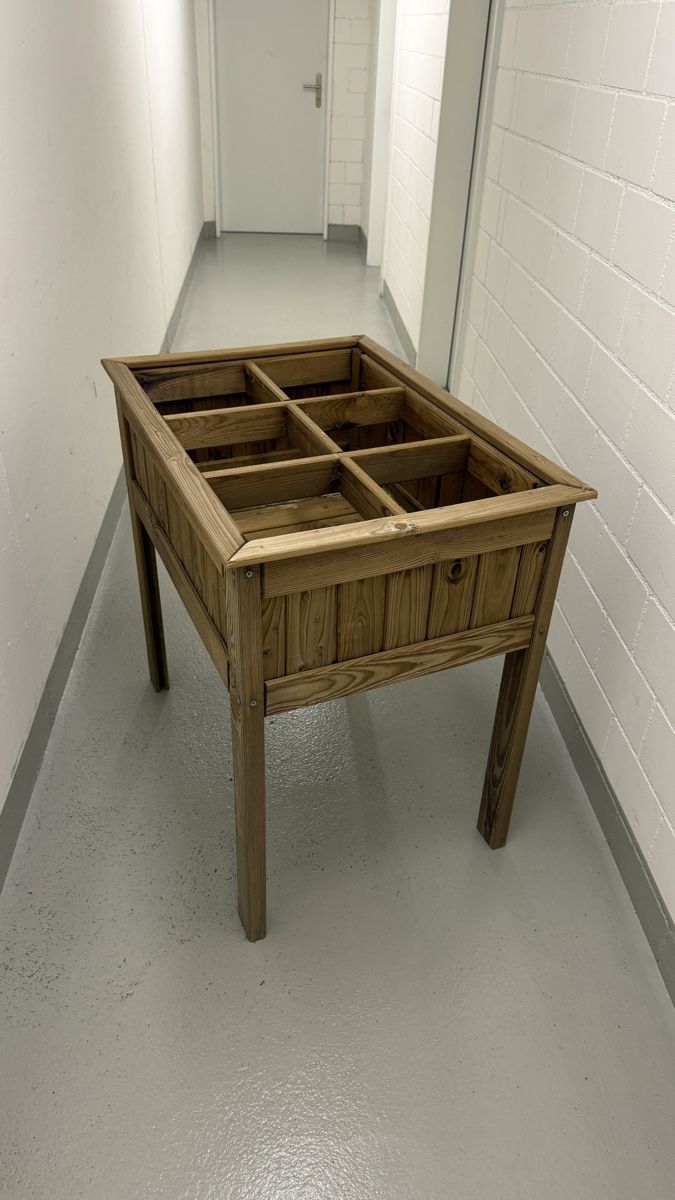 Vasi per fiori: Hochbeet aus Holz mit 6 Fächern – Usato da Wettingen venduto da rote_tulpe71