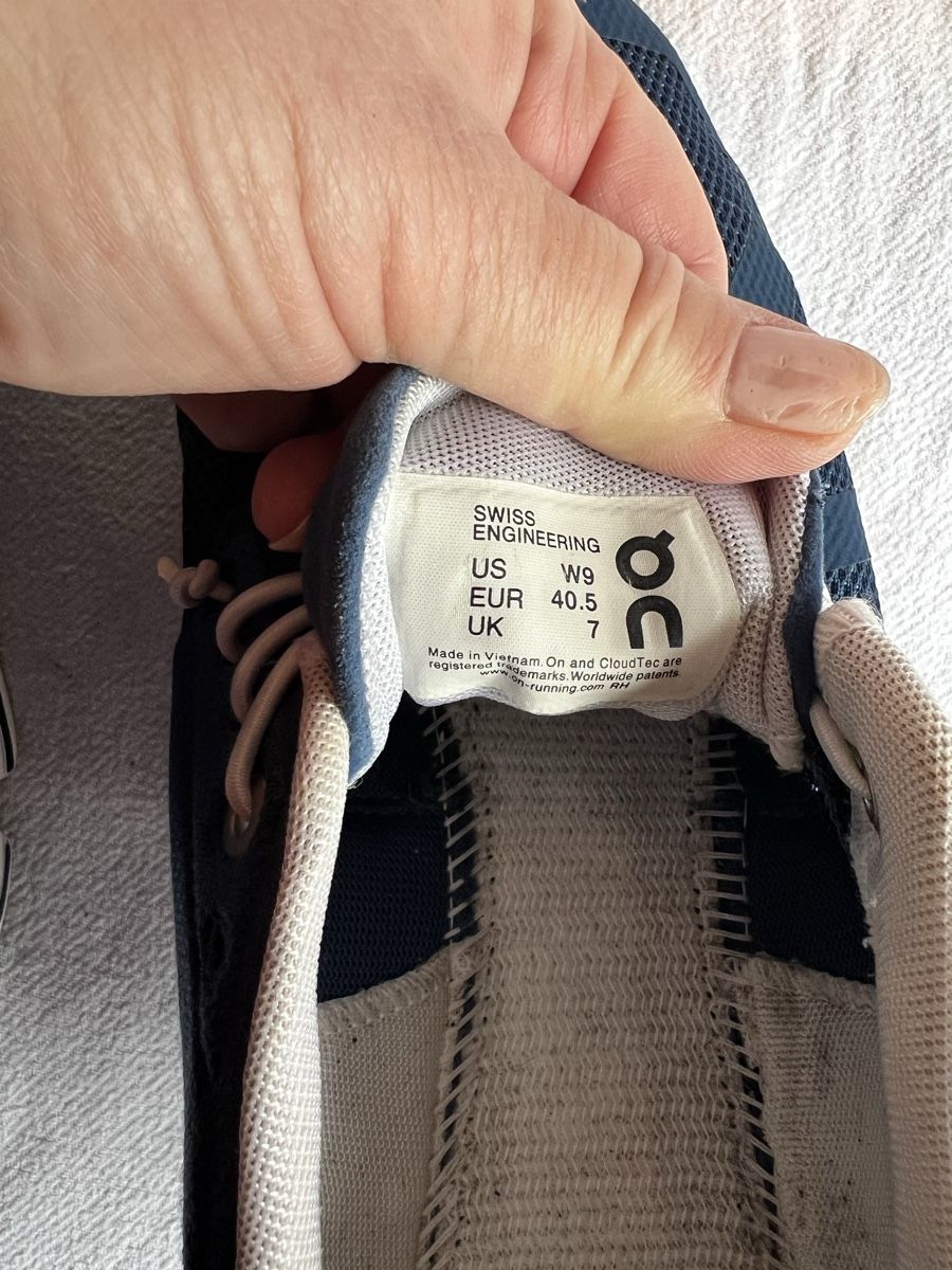 On Scarpe da donna: On Cloud Schuhe EU 40.5 – Usato da Mörel venduto da Emozia 6