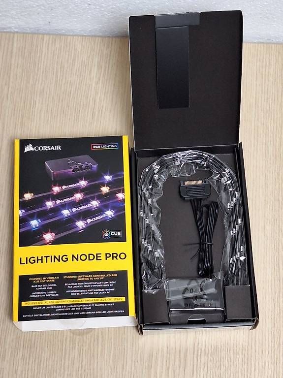 Platines de mixage: Corsair Lighting Node PRO RGB Lighting Controller – Neuf avec emballage d'origine à Naters par vir_8t9z 2
