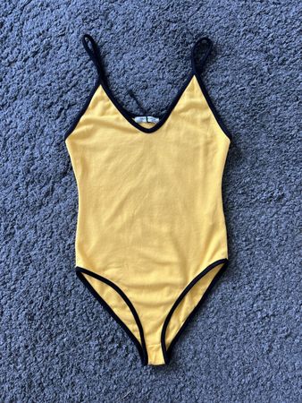 Zara Body 💛🖤 Gr.S (Neu)