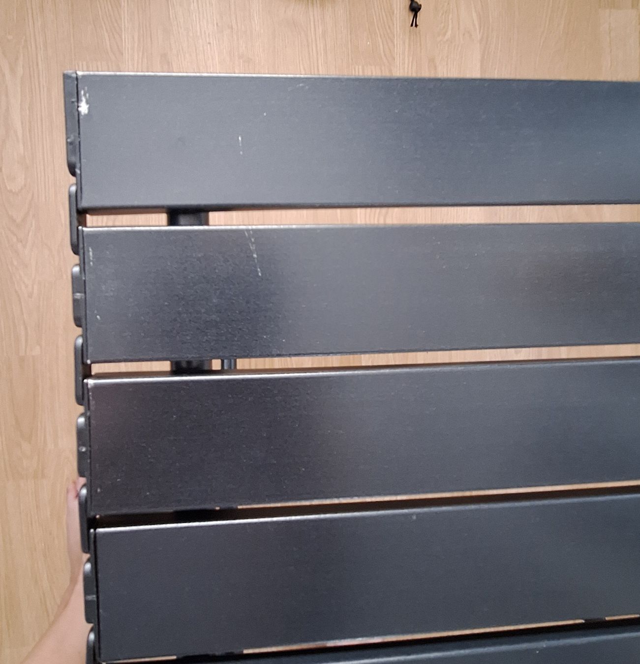 Tables: Camping Klapptisch,  Aluminium Schwarz. klein Verpackt – D'occasion à Lützelflüh-Goldb par bli_f2v9 2