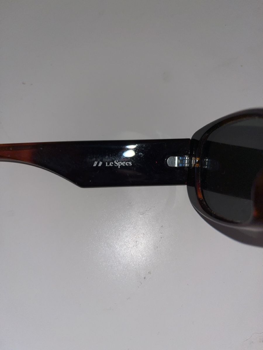 Occhiali & Lenti: Sonnenbrille Le Specs – Usato da Bern venduto da aleebii 3