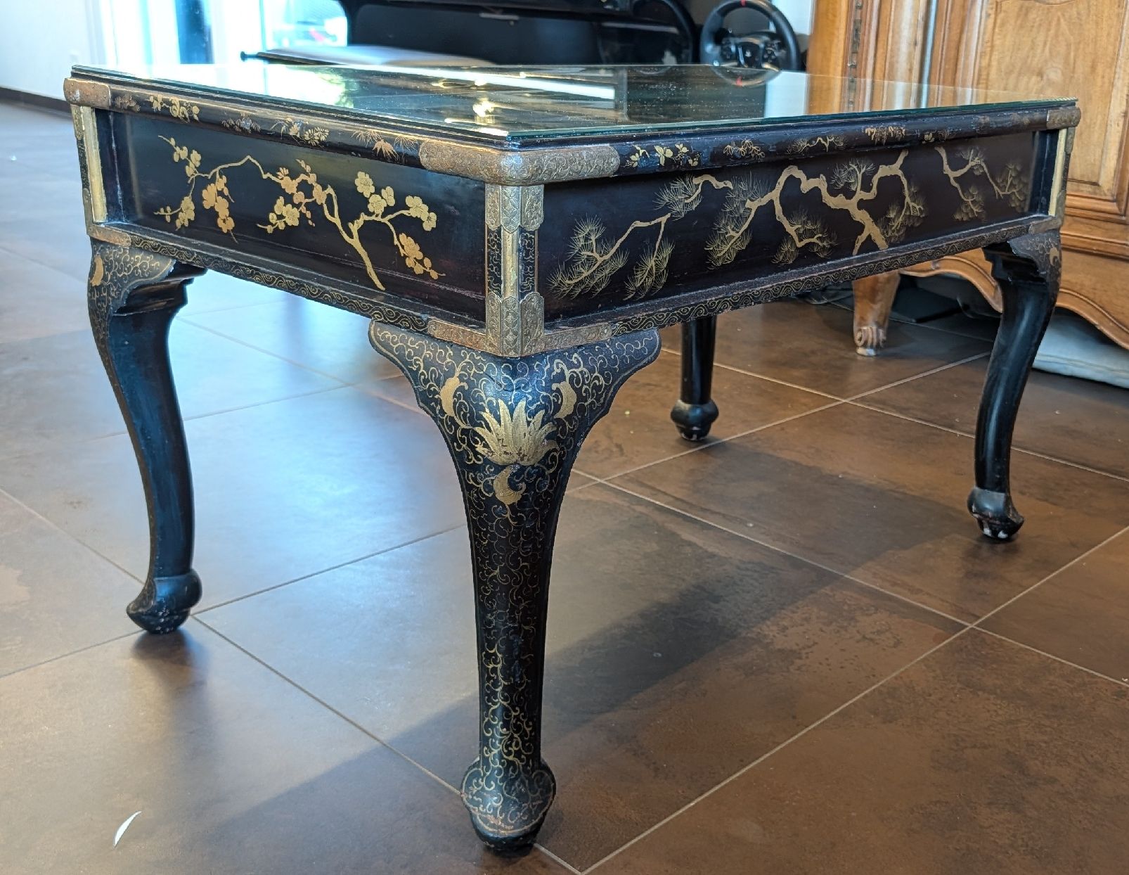 Tische: Table basse asiatique ancienne laquée noire et or – Gebraucht aus La Place (Ayent) von s4c4 8