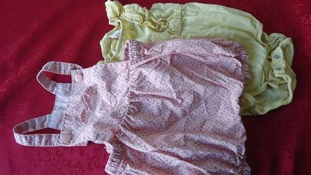 Body Strampler Mädchen Grösse 74 2er Set, sehr guter Zustand