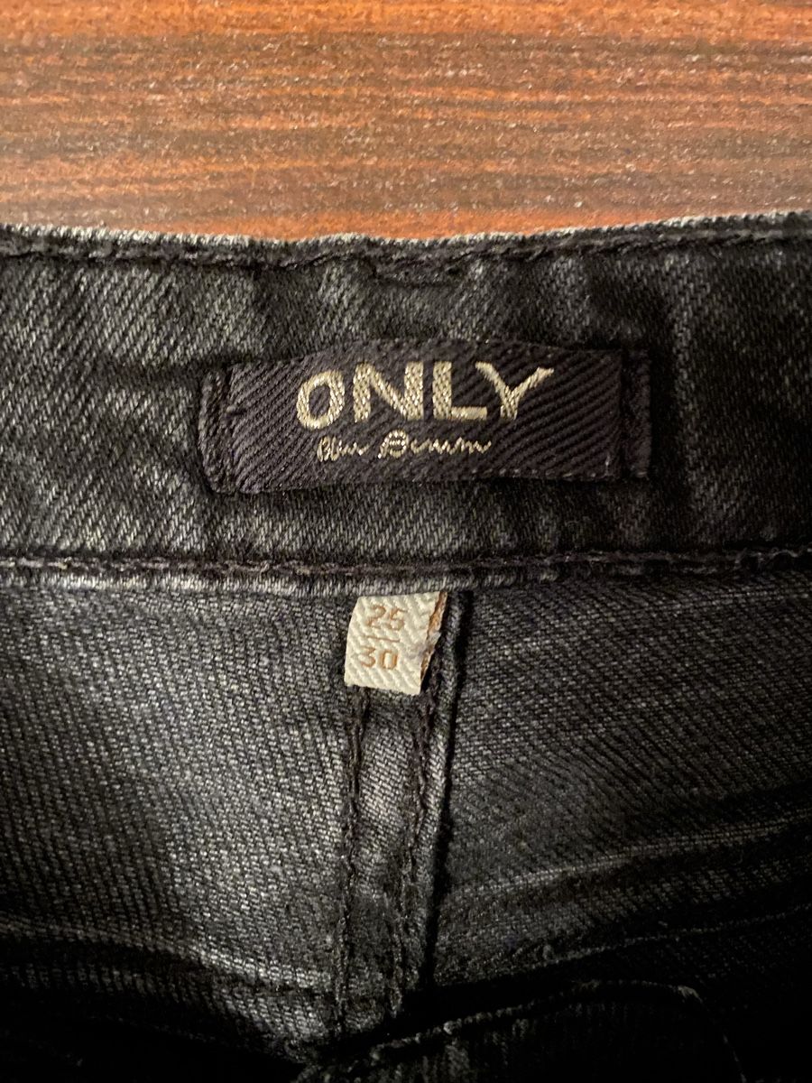 Only Jeans: Schwarze Mom Jeans – Nuovo (secondo la descrizione) da Gretzenbach venduto da Lina.67 2