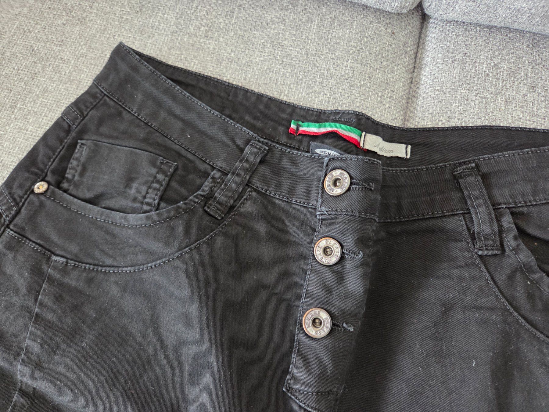 Please Jeans Jeans: Short Jeans Please M black – Gebraucht aus Villars-sur-Glane von Bolinot 1