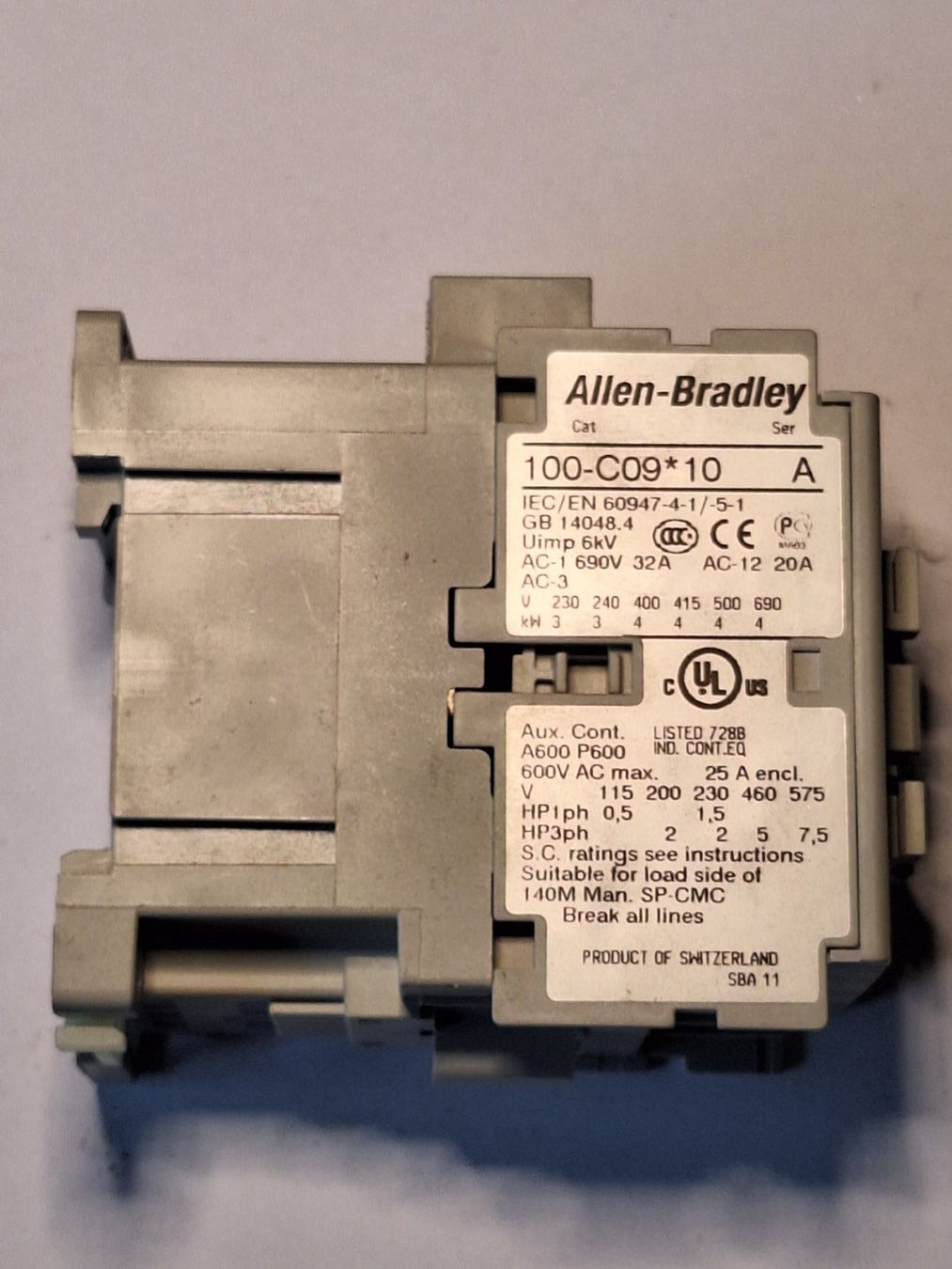 Componenti elettronici: Schütz Allen-Bradley – Nuovo (secondo la descrizione) da Schwarzenburg venduto da Elena_91 1