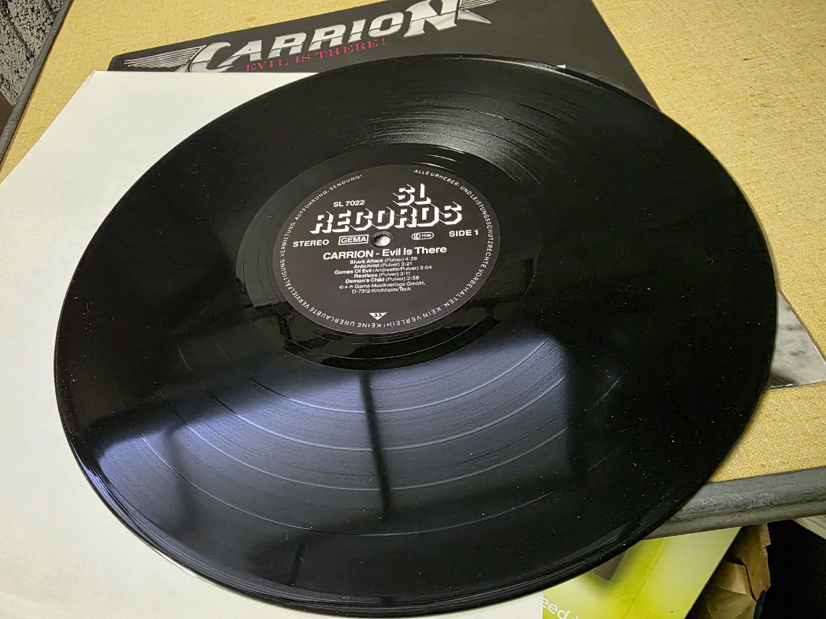 Schallplatten: Carrion Evil Is There  – Gebraucht aus Küssnacht am Rigi von Horoscope 6