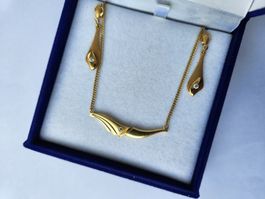 Schmuckset 750 Gold mit Diamanten – Halskette & Ohrringe