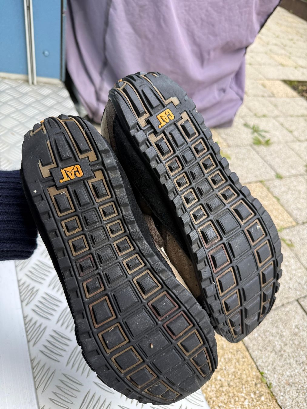 Caterpillar Scarpe da uomo: Arbeitsschuhe Caterpillar Gr. 43 Schuhe – Usato da Winterthur venduto da tim_cl8x 1