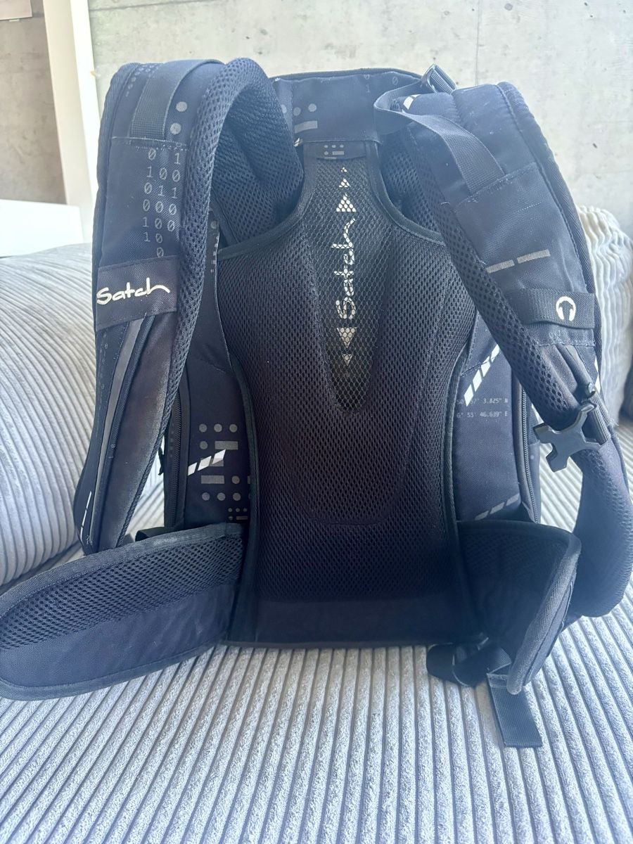 Satch Zaini: Satch Rucksack mit Reflektorenmuster – Usato da Riedikon venduto da venus2424 3