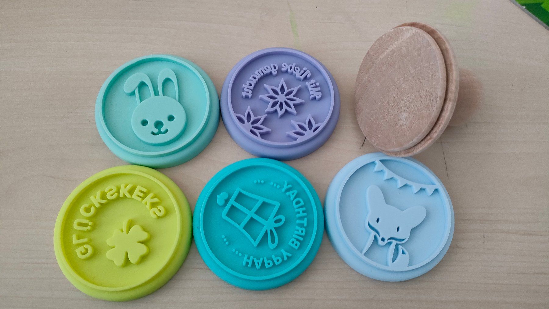 Teglie da forno: NEU: Keks Stempel Set mit 5 Aufsätzen – Nuovo e nell'imballaggio originale da Berneck venduto da TMCreation 1
