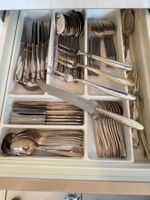 Silberbesteck Mehr-teilig, schönes Design, guter Zustand