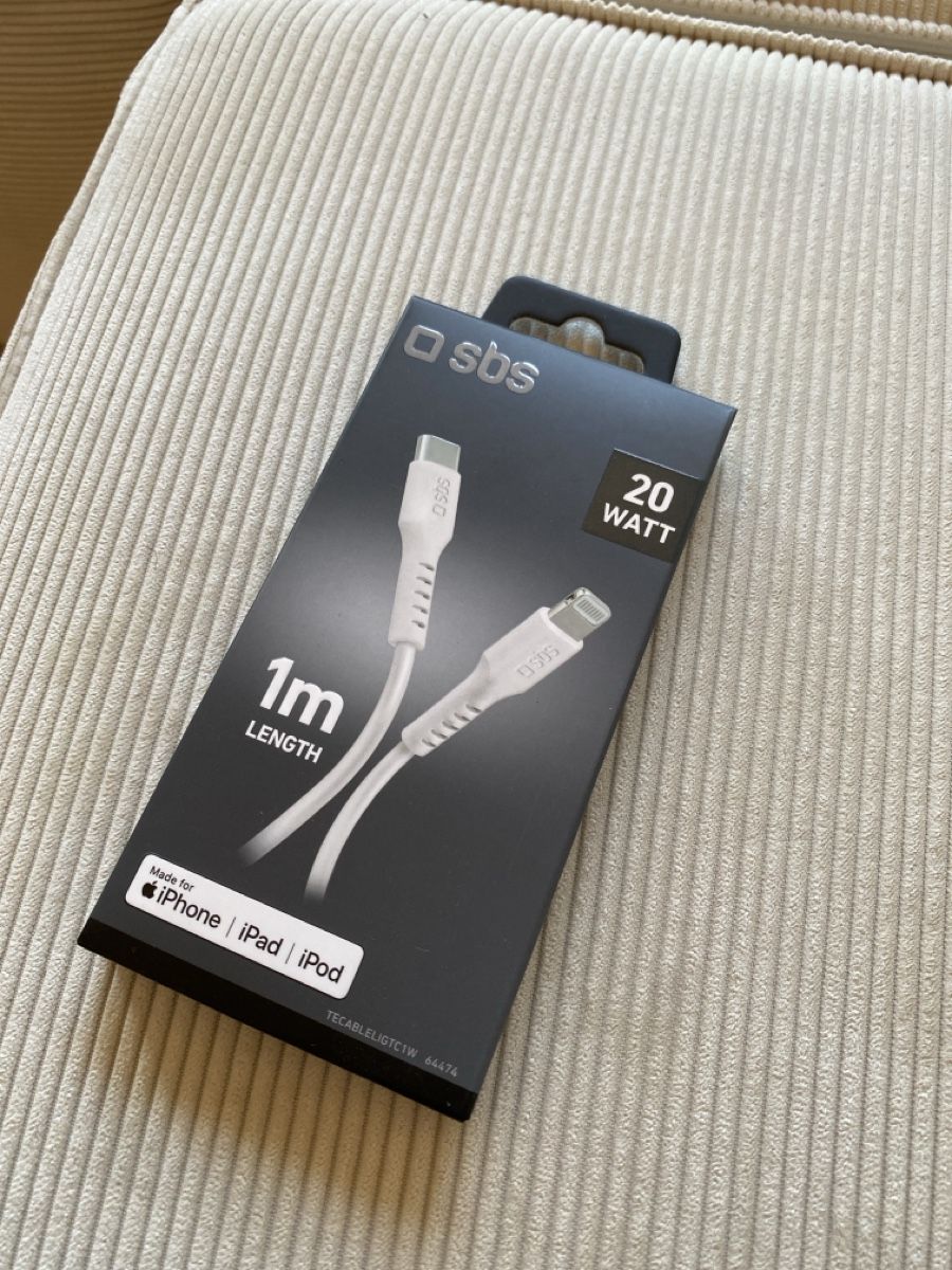 Câbles: USB-C auf Lightning Kabel neu – Neuf avec emballage d'origine à Zürich par mel_7jqw