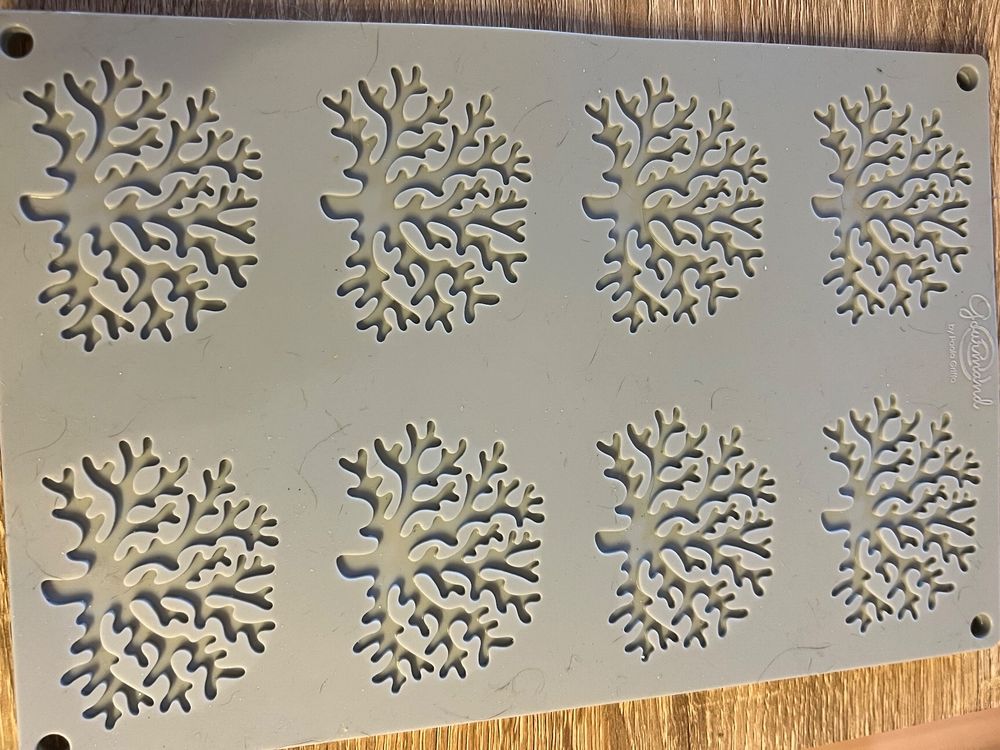 SILIKONFORM HÜPPEN KORALLE (Gebraucht) in Arosa für CHF 15 – mit ...