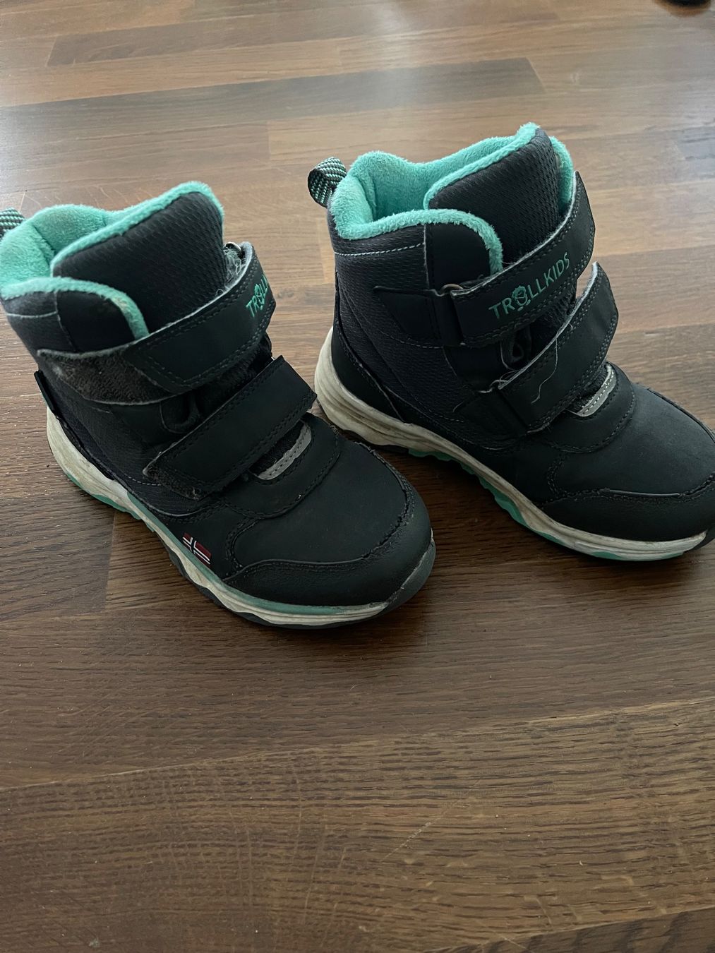 Scarpe per ragazzi: Junge Schuhe Gr. 28 – Usato da Horgen venduto da delakowi 3