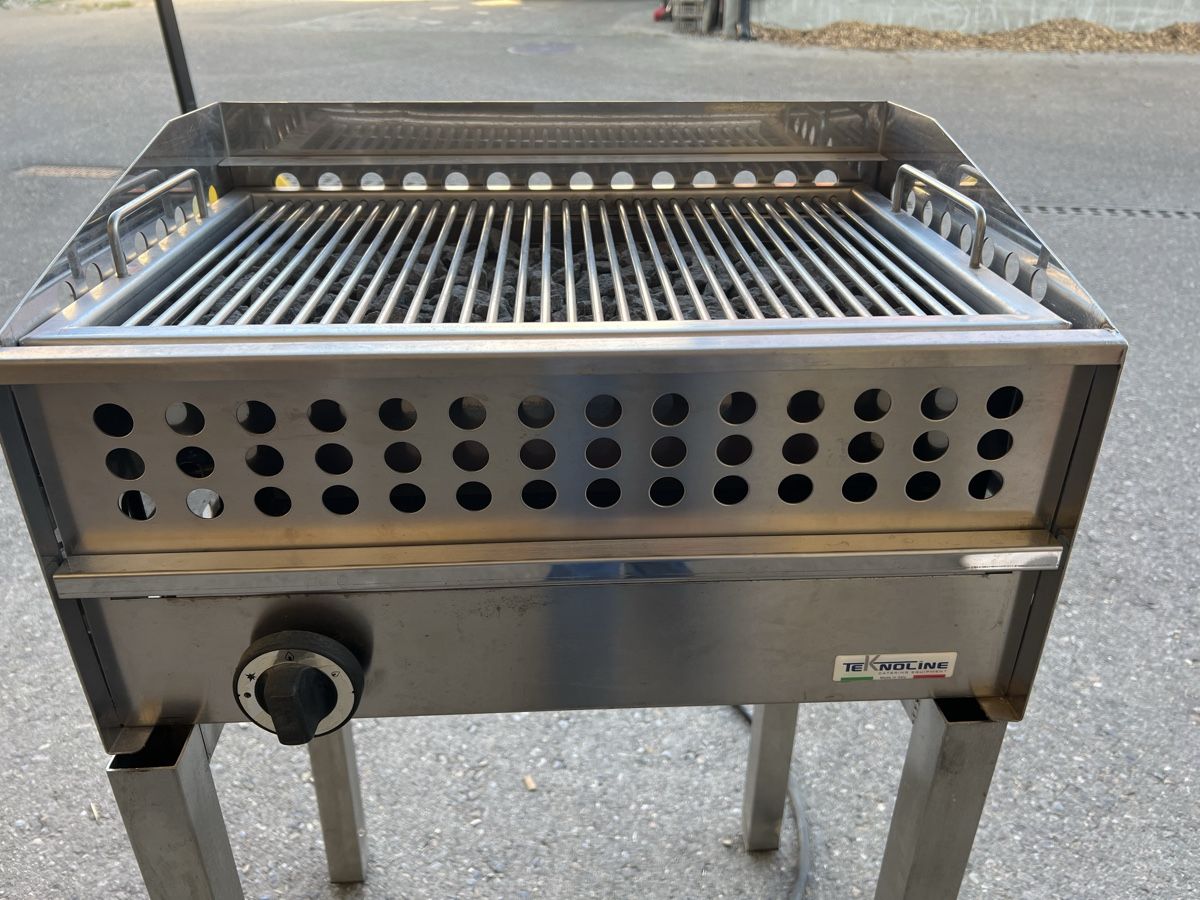 Grills: TEKNOLINE Lavastein Gas Grill GPL90 – Gebraucht aus Gossau SG von Sombat 1