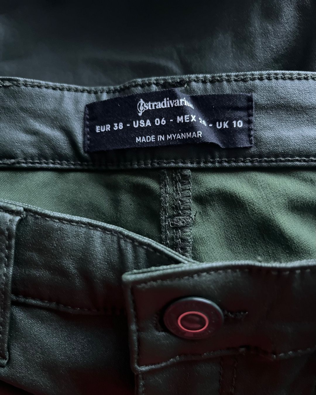 Pantalons: STRADIVARIUS coole Hose - neu - – Neuf (Voir description) à Jona par vanessasupermarket20 5
