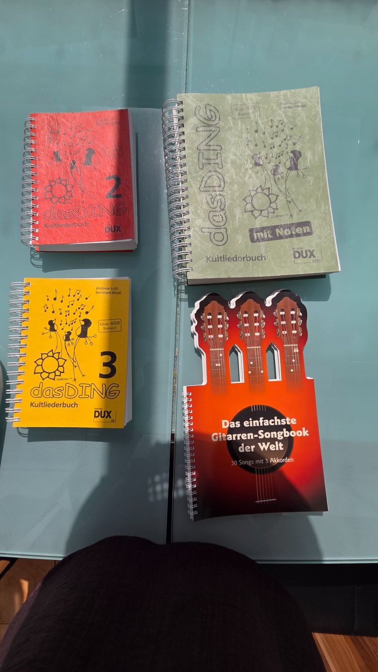 Libri: Das DING Liederbücher: Gitarre, Kultlieder – Usato da Pratteln venduto da Barfuss999