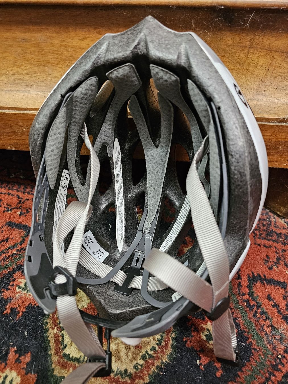 Helme: Verschiedene Velo Helme je 5.Franken – Gebraucht aus Tägerwilen von rmaerk 3