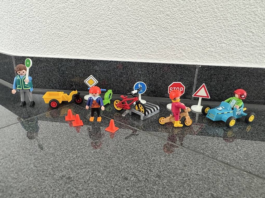 Playmobil Giocattoli: Playmobil Verkehrsschulung – Usato da Rothrist venduto da fiore09