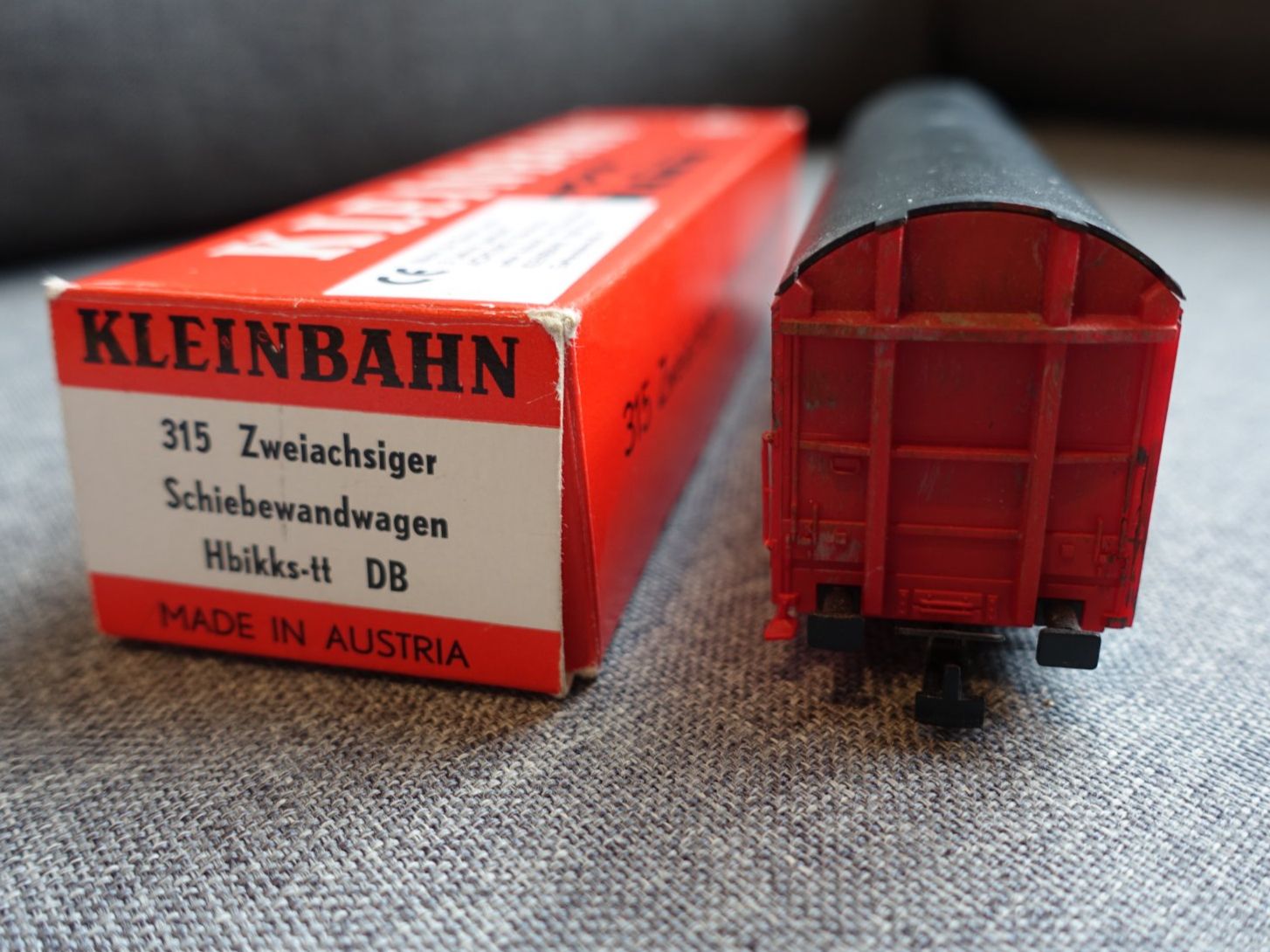 Kleinbahn Modelleisenbahnen: KLEINBAHN No. 316/3 ÖBB Schiebebandwagen "Cargo", HO – Gebraucht aus Wallbach von Sarrows 2