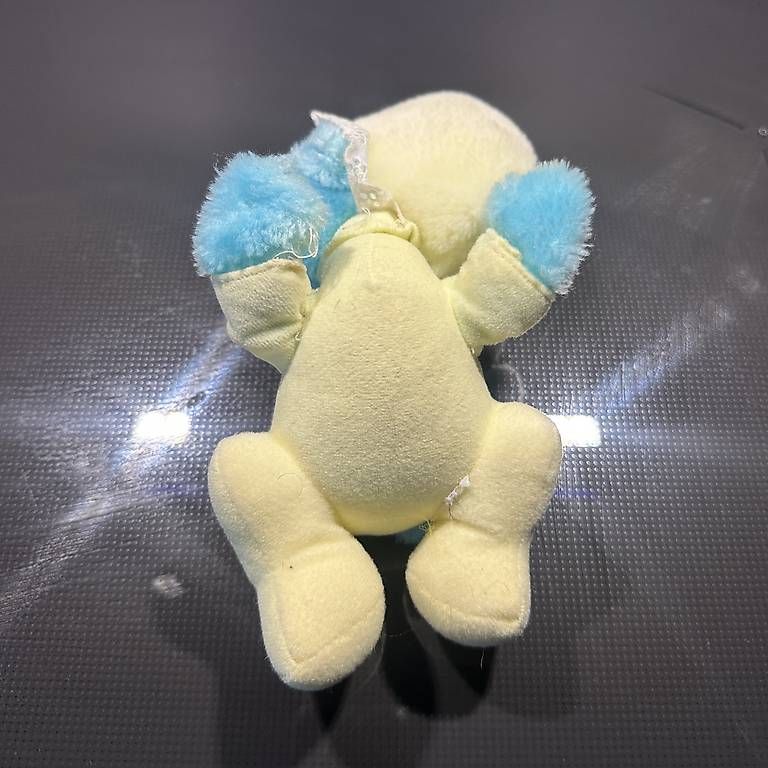 Giocattoli: bébé schtroumpfs, peluche, nickel – Usato da La Chaux-de-fonds venduto da ccjp 3