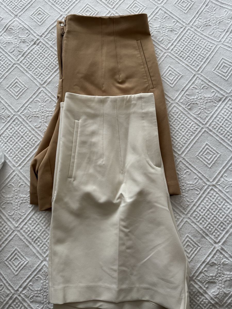 C&A Pantaloni: Zwei Bermudashorts, weiß und beige – Nuovo (secondo la descrizione) da Lachen SZ venduto da artbyblondangel 4
