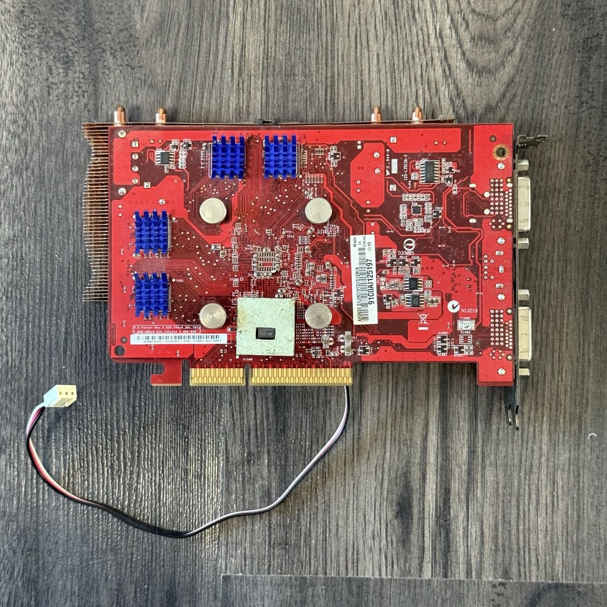 Grafikkarten: Carte graphique ASUS Radeon HD 3650 512Mo – Gebraucht aus Evilard von Adrien___2 1