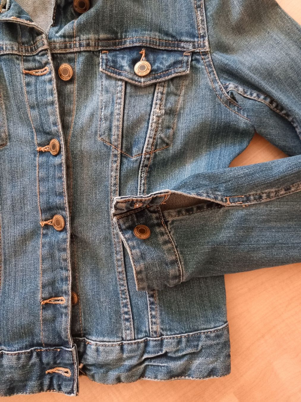 Jacken: Jeansjacke, XS – Gebraucht aus Wanzwil von lonelybeachhouse 3