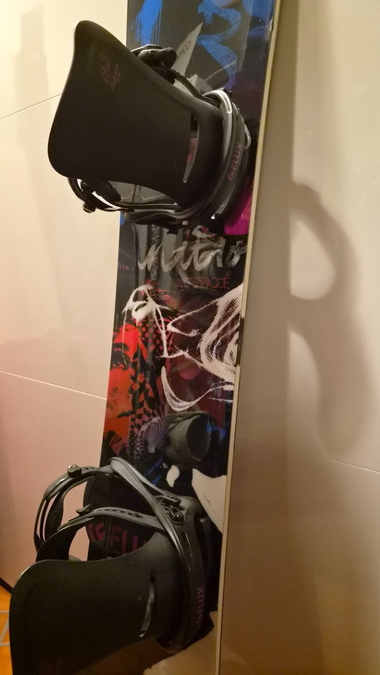 Snowboard Nitro Boards: Nitro Snowboard 146cm inkl. Bindung – Gebraucht aus Oberrieden von Raja011 2