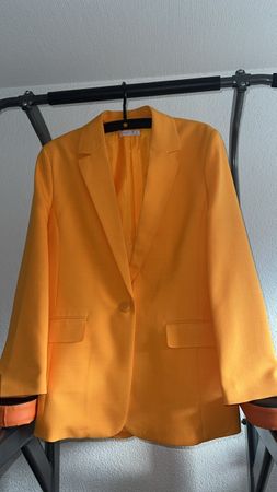 Trendiger Blazer NEU orange Grösse 44