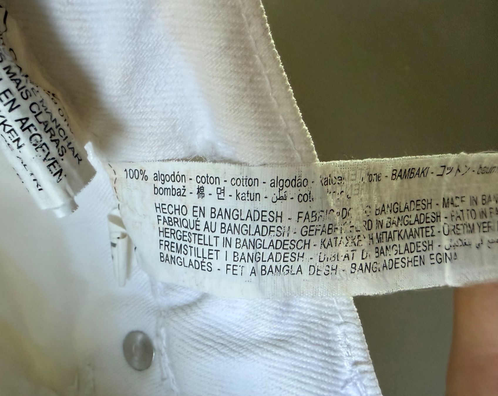 Zara Pantaloni: ZARA Denim Shorts 🤍 – Usato da Zürich venduto da ClosetQueen 8
