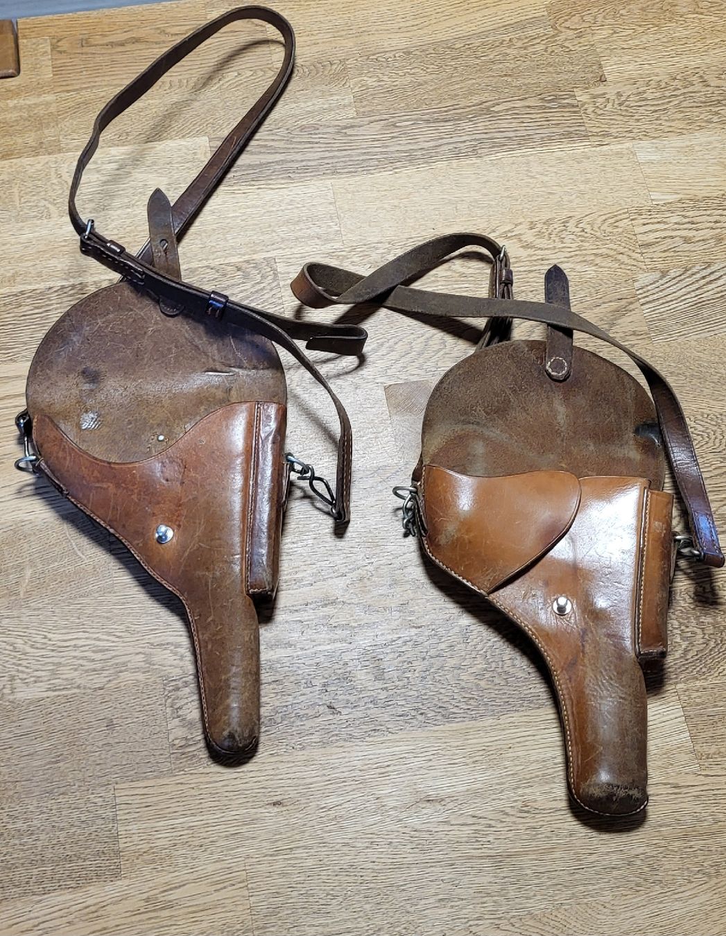 Schweizer Armee Alle Werkzeuge: Pistolenholster – Gebraucht aus Sachseln von Nagelschuh 2