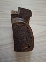 Holz-Griffschalen für SIG P210