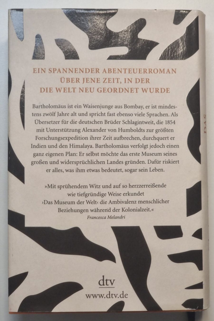 Libri: DAS MUSEUM DER WELT Christopher Kloeble Indien Abenteuer – Nuovo (secondo la descrizione) da Dürnten venduto da Bachtelrider_ 1