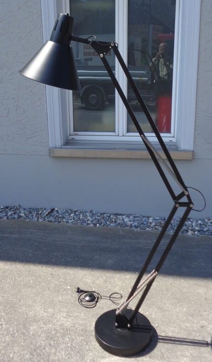 Lampade: F 725 )Steh-Lampe Brilliant Winston 180cm – Nuovo (secondo la descrizione) da Diepoldsau venduto da Ganthammer