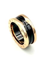 BVLGARI. Collection "B.zero1", bague or rose et céramique