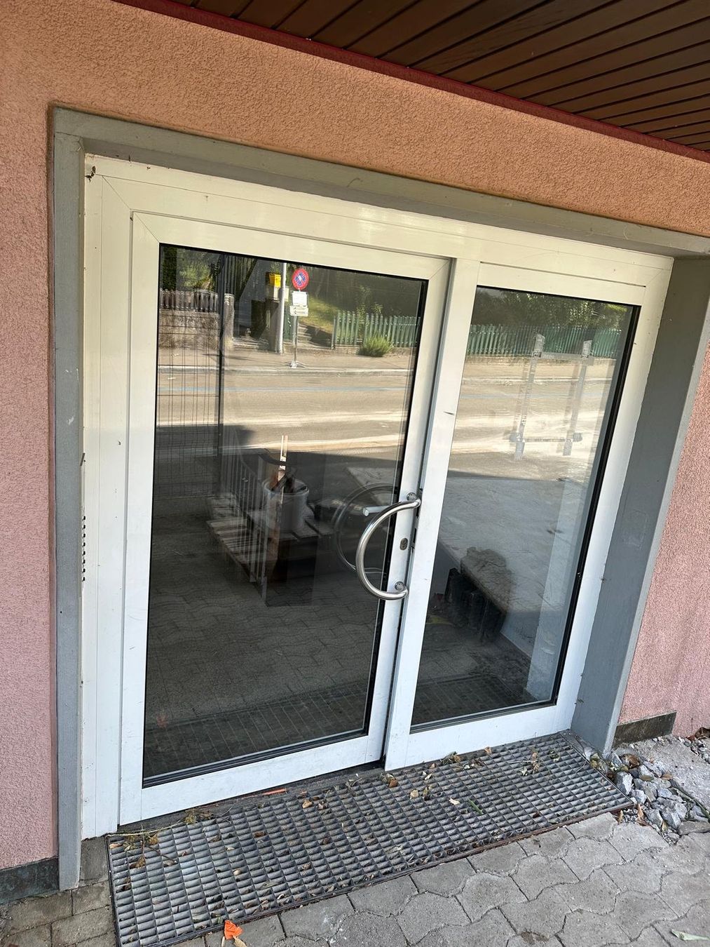Porte: Haustüre Aluminium mit Rahmen – Usato da Spreitenbach venduto da Space_X 3