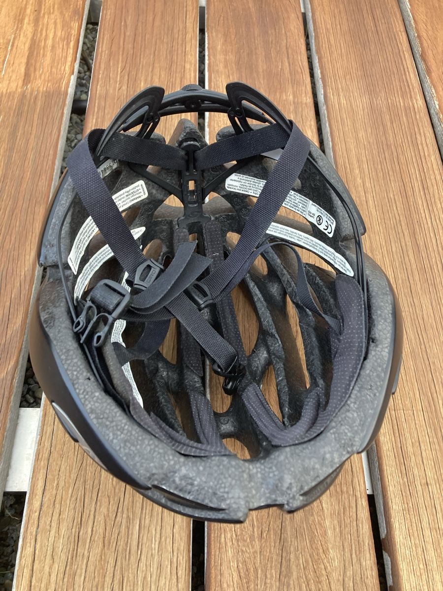 Giro Caschi: Velohelm Giro – Usato da Zug venduto da Roelfli1 3