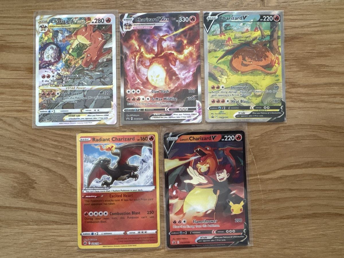 Pokémon Sammelbilder & Trading cards: Charizard Collection – Neu (gemäss Beschreibung) aus Ichertswil von EldenLord