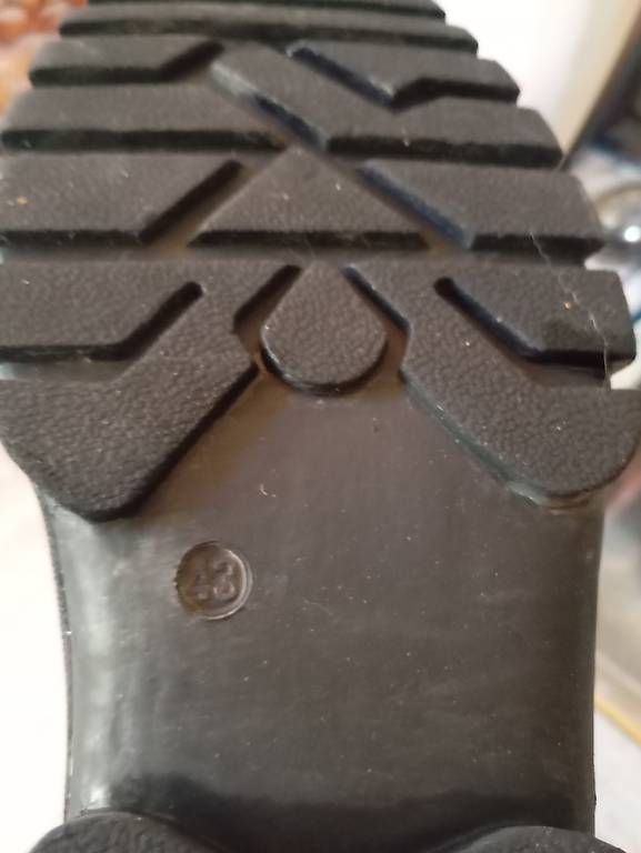 Scarpe da uomo: Zu Verkaufen  – Usato da Aeschiried venduto da rom-v657 1