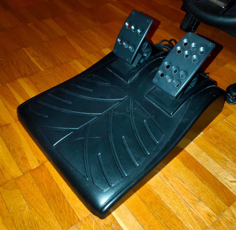 Logitech Driving Force GT Lenkrad mit Force Feedback Kaufen auf Ricardo