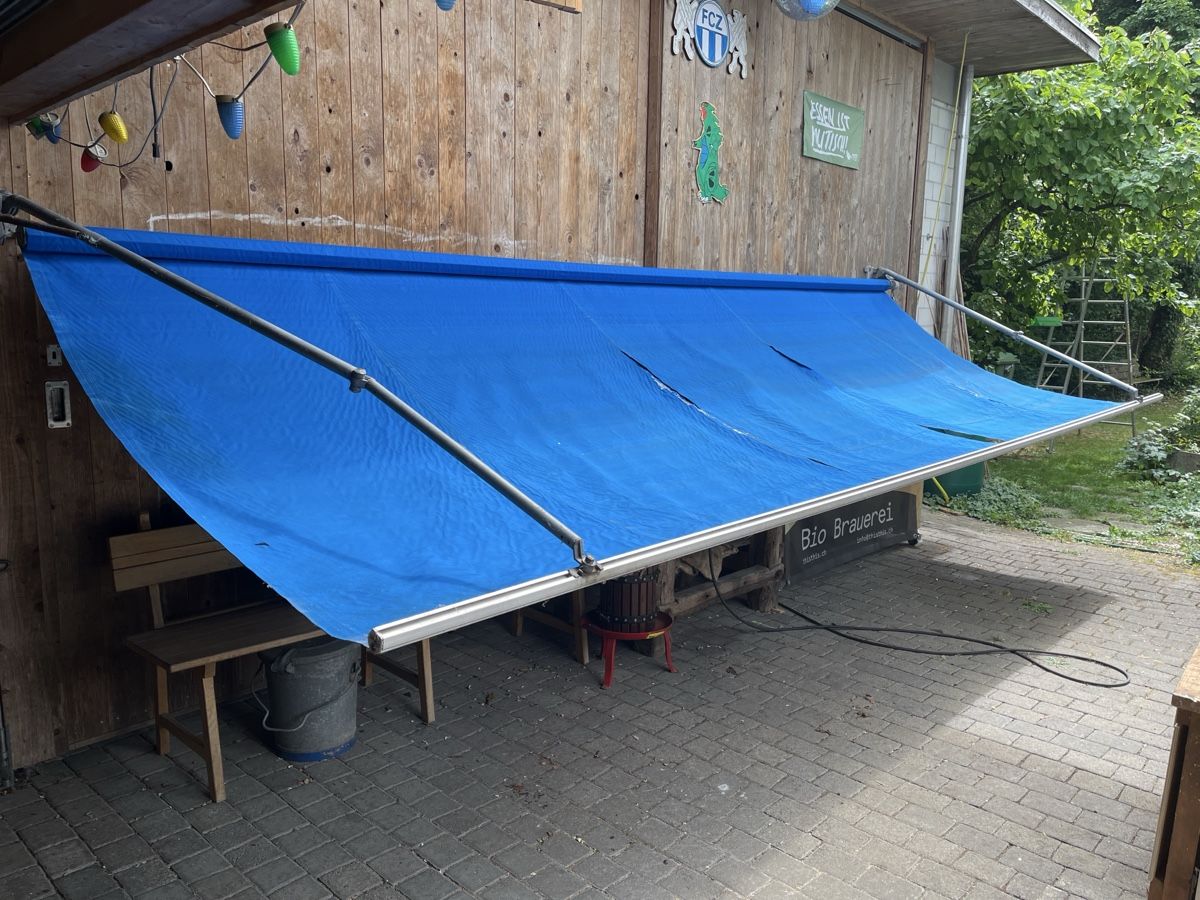 Markisen: Sonnenstore antik – Gebraucht aus Embrach von Siht9525