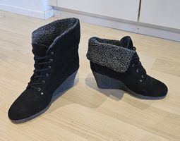 Damen- Stiefeletten gefüttert