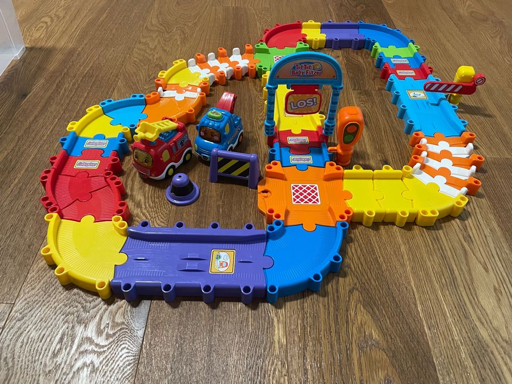 Vtech Jouets: Strassenset Baby Flitzer + 2 Autos und 1Polizeistation – Neuf (Voir description) à Birmensdorf ZH par rsp_2fzt 3