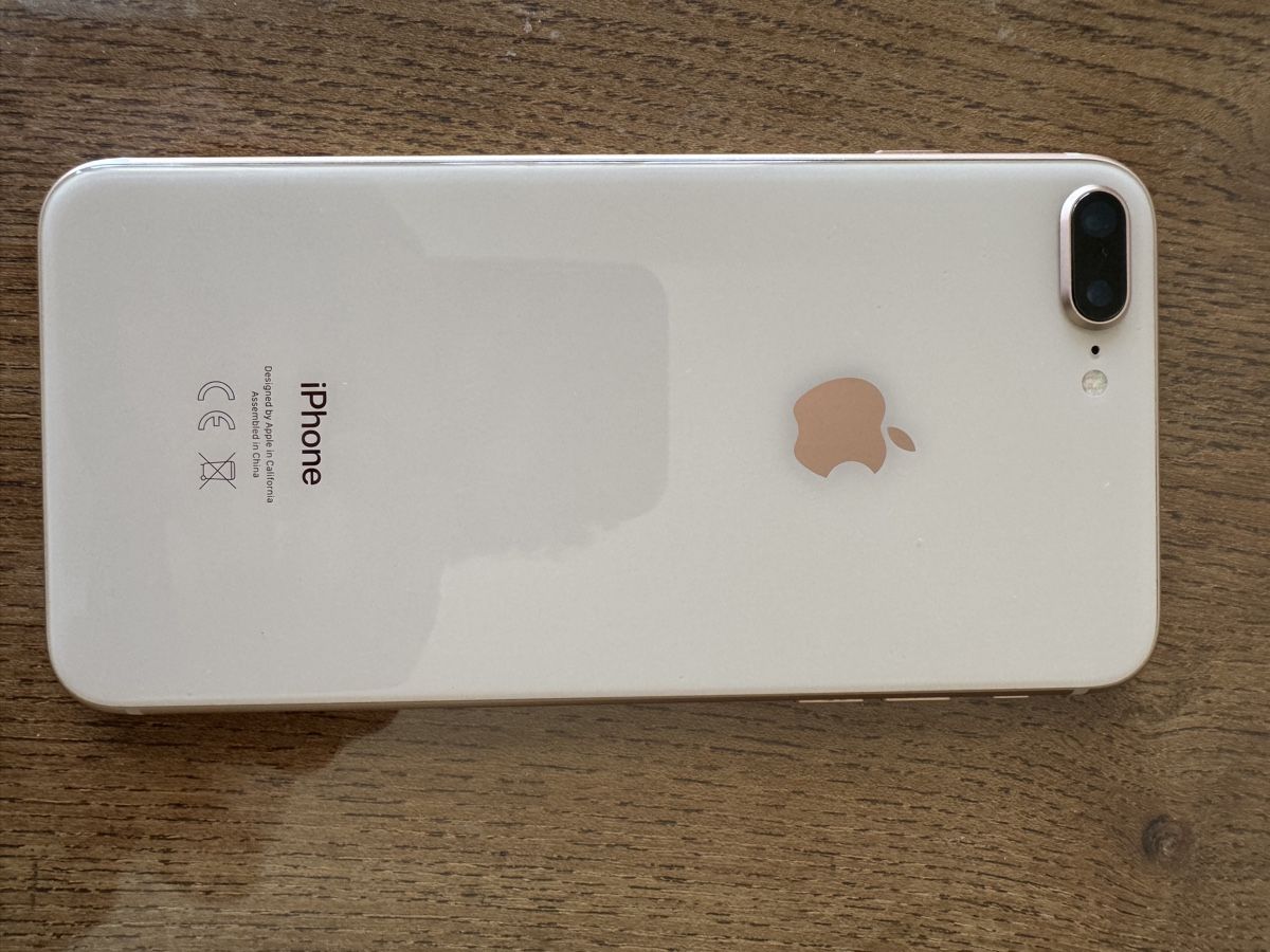 Apple Telefoni cellulari / Smartphones: iPhone 8 Plus 64 GB – Usato da Dietikon venduto da Leodnd 3