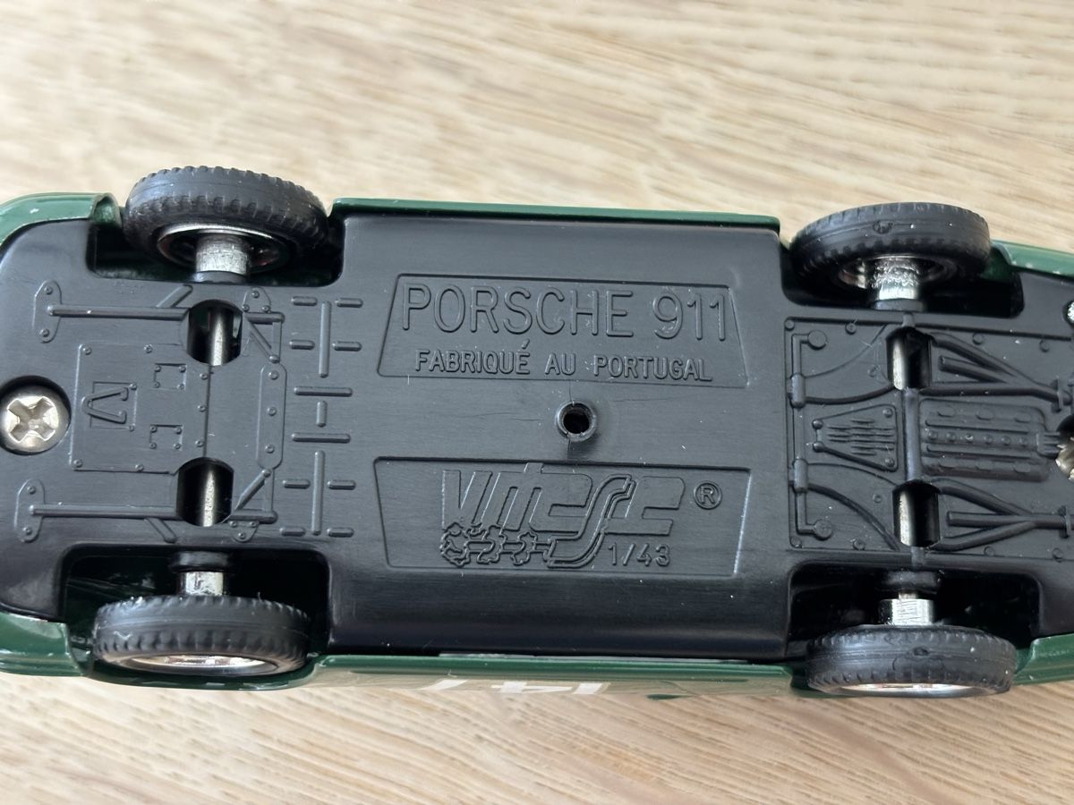 Porsche Modellini d'auto: 1 Porsche 911**1:43** – Usato da Volketswil venduto da Car6 4