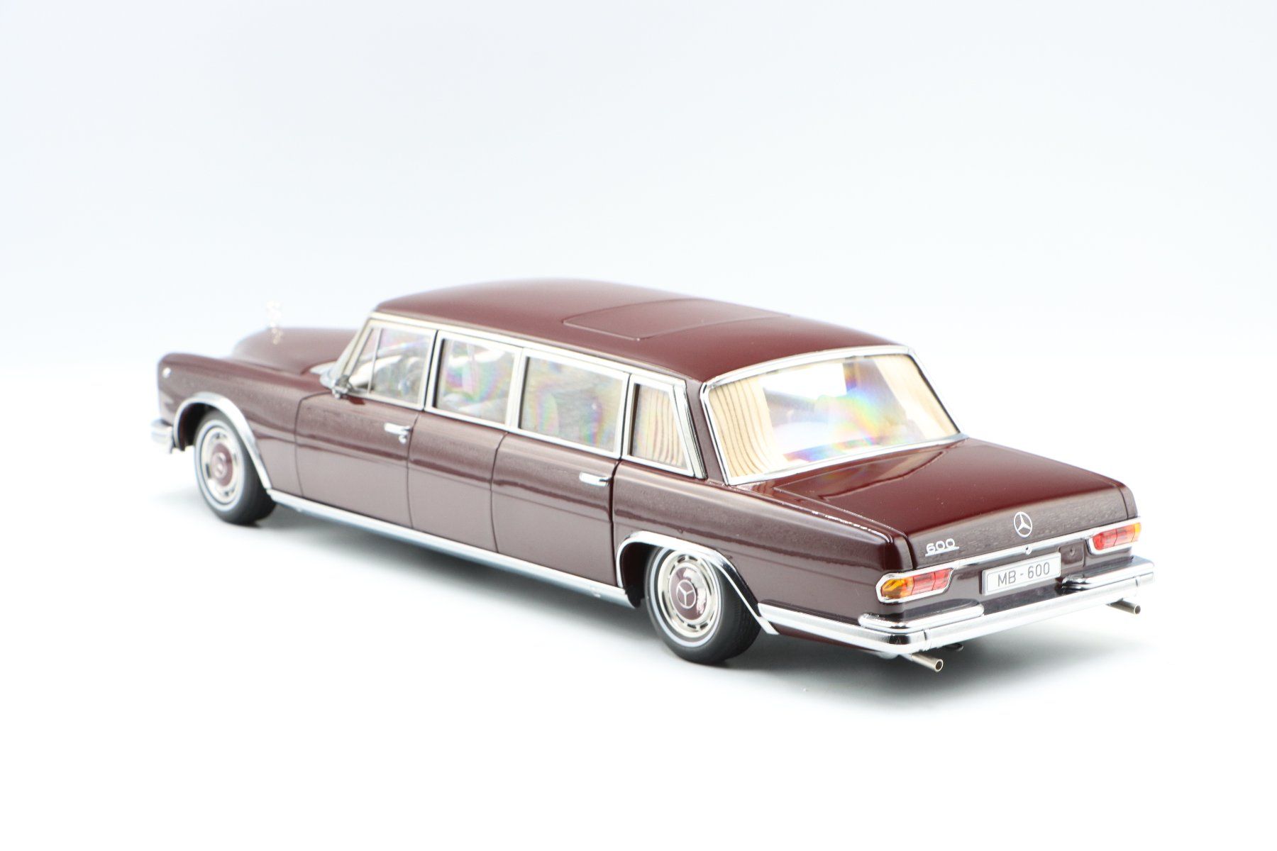 Mercedes-Benz Modellini d'auto: Mercedes 600 Pullman 1964 1:18 Kengfai – Nuovo (secondo la descrizione) da Bühl b.Aarberg venduto da modelldiecast 5