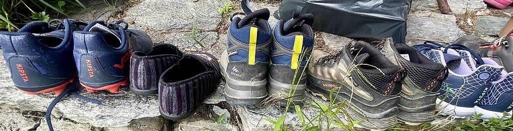 Schuhe für Jungen: Chaussures de foot, rando garçon taille 35 – Gebraucht aus Euseigne von Edels 1